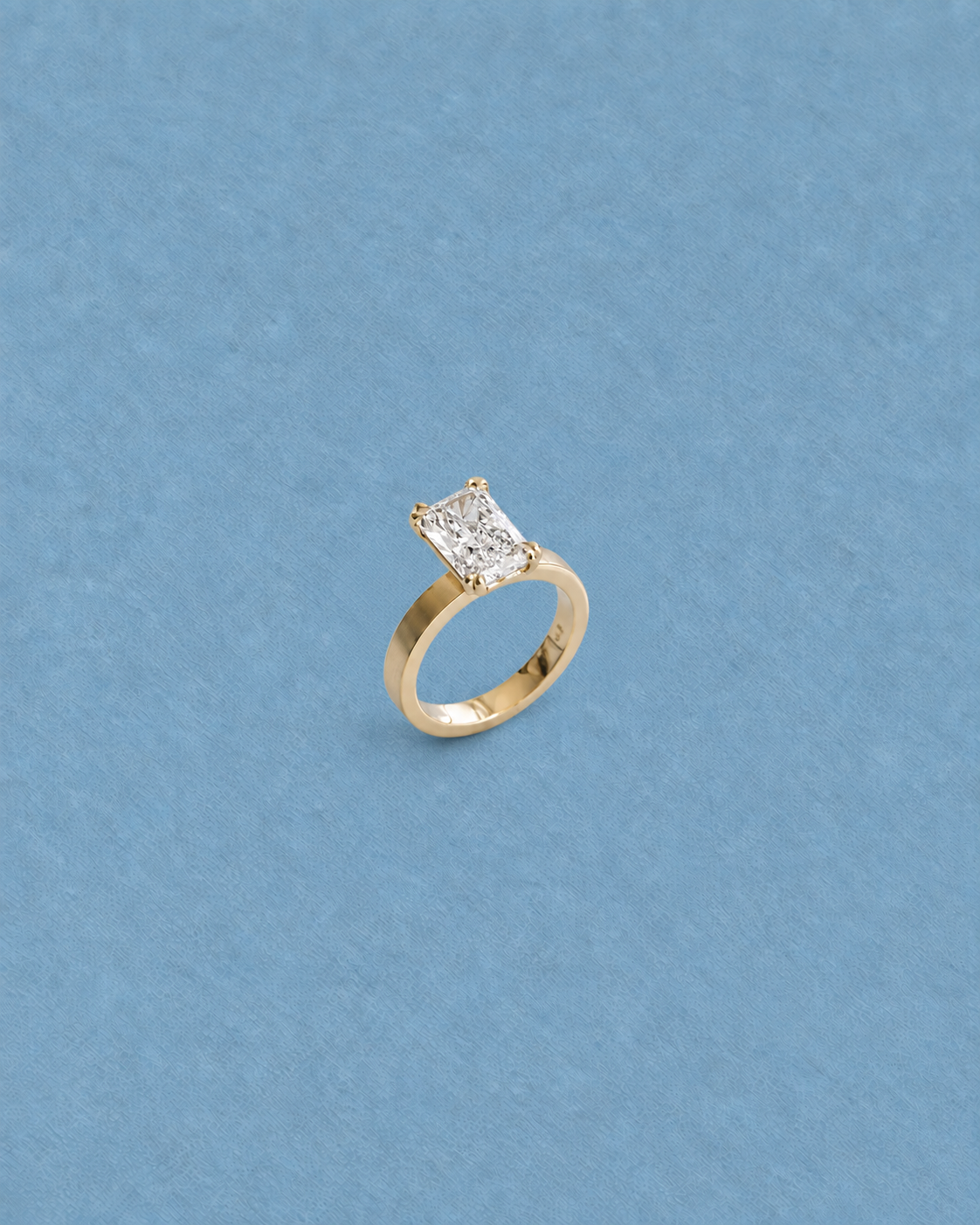 Emerald Solitaire in Yellow Gold