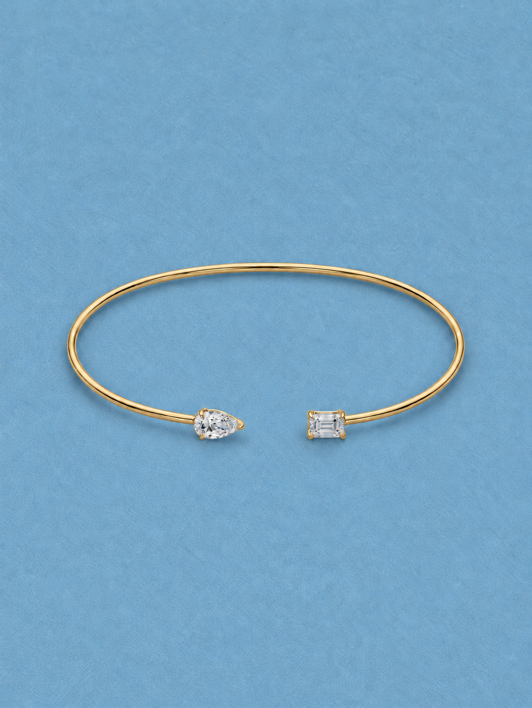 Spring Bangle in Yellow Gold
